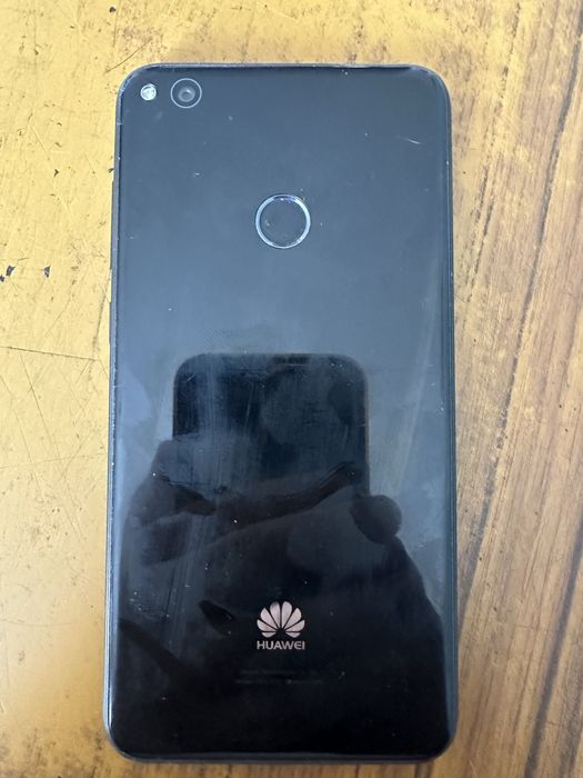 Телефоны Huawei 2017, Samsung