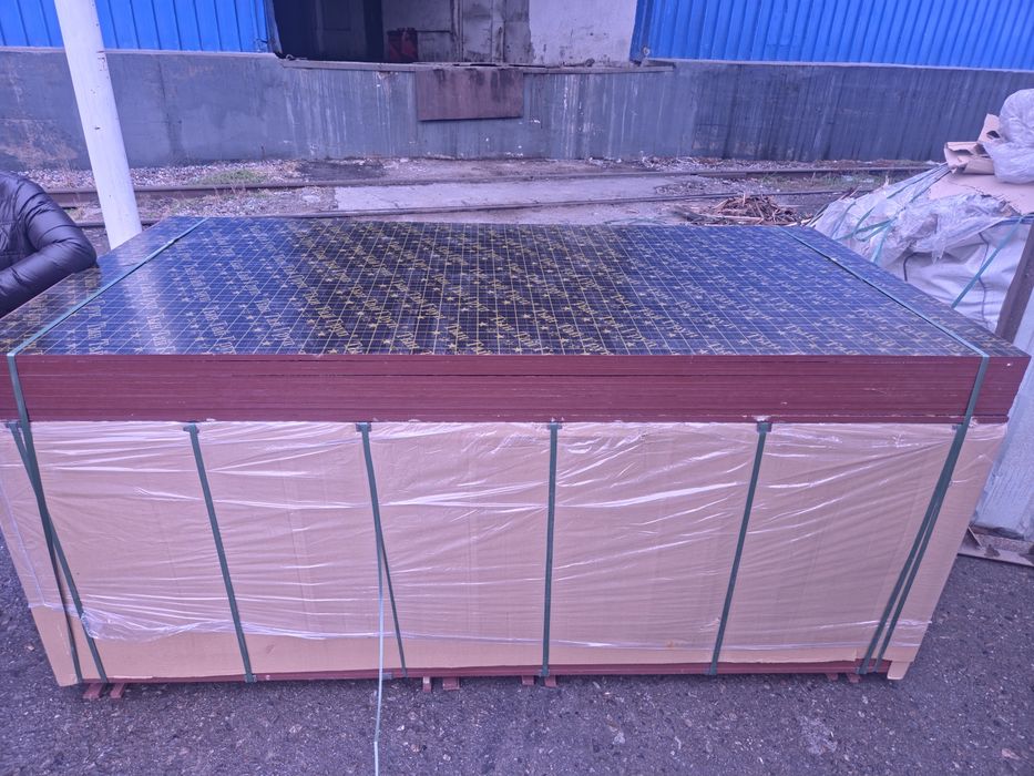 Фанера ламинированная