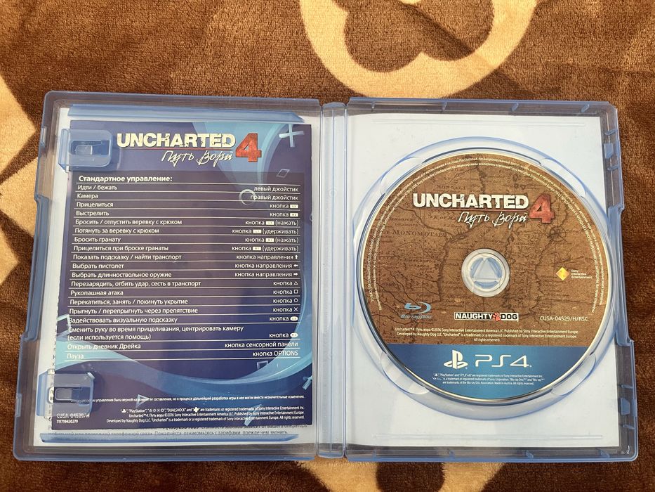 Продам PlayStation 4 Fat