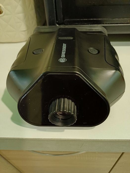 Цифров бинокъл за нощно виждане Bresser 3x20