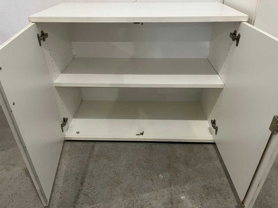 Офис обзавеждане Narbutas