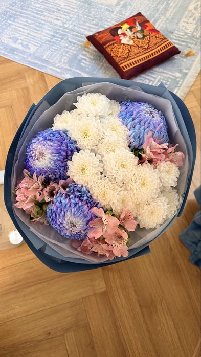 Продаются красивые цветы