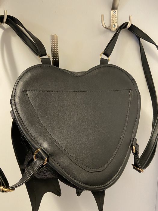 Дамска раница- пънк