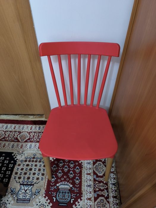 Продам 4 стула!!!
