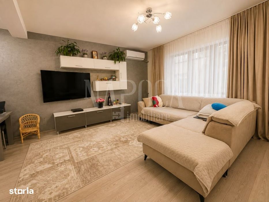 Casa 4 camere de vanzare in Floresti