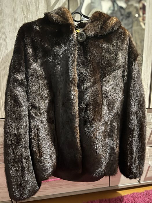 Продам норковую шубу