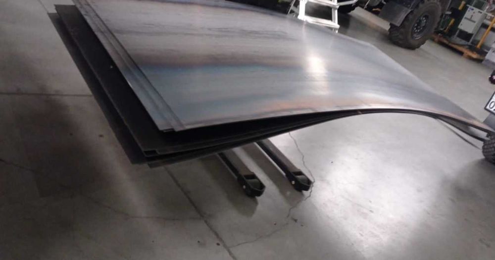 Листы холоднокатанные, горячекатанные, рифленные