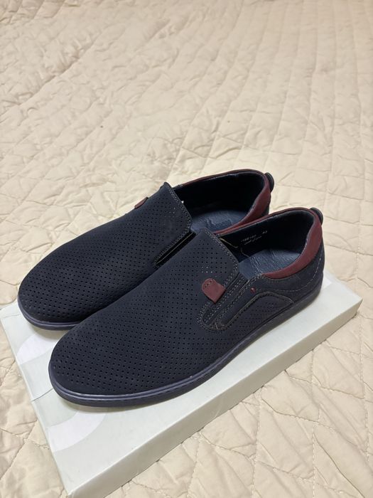 Продавам обувки Mat Star