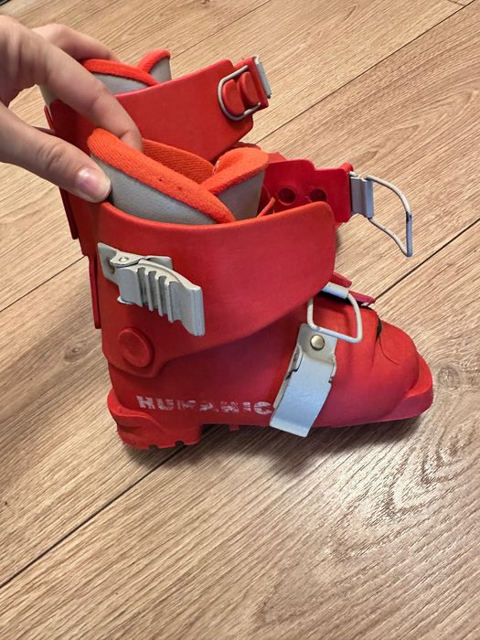 Vand cei mai mici clapari ski