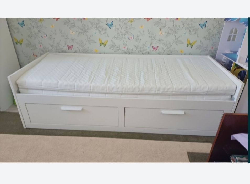 Кровать  « Икеа»