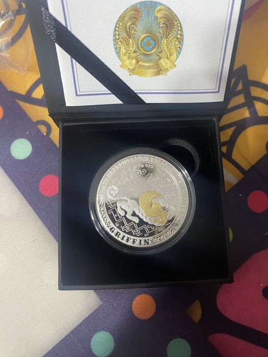 Монеты Казахстана (серебро) грифон, отрар, 30 лет Конституции, 80 лет