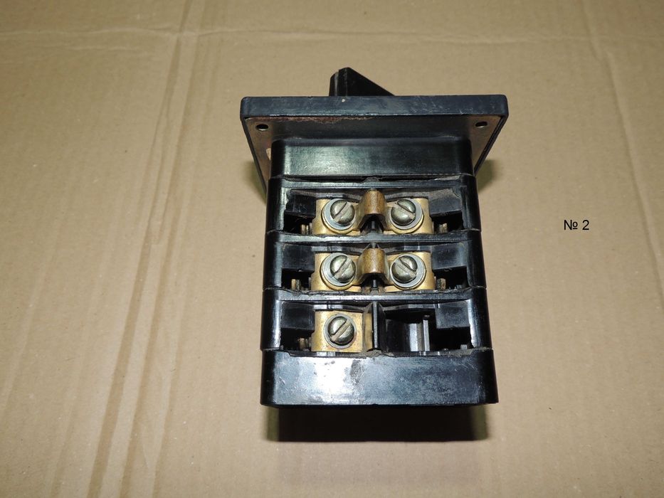 Трифазен прекъсвач   ПГП 63А 63/30 реверс,  ПГП 25А-20