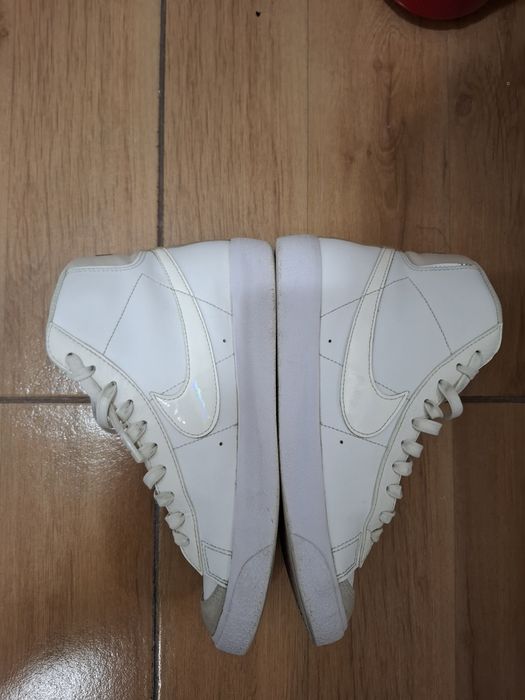 Vand ghete Nike Blazer Mid 77