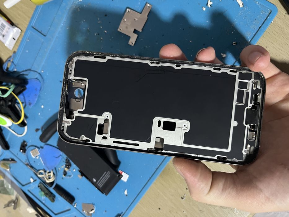 Piese iphone 16 pro
