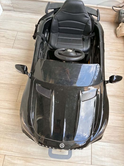 Акумулаторна кола за деца ,Мерцедес AMG