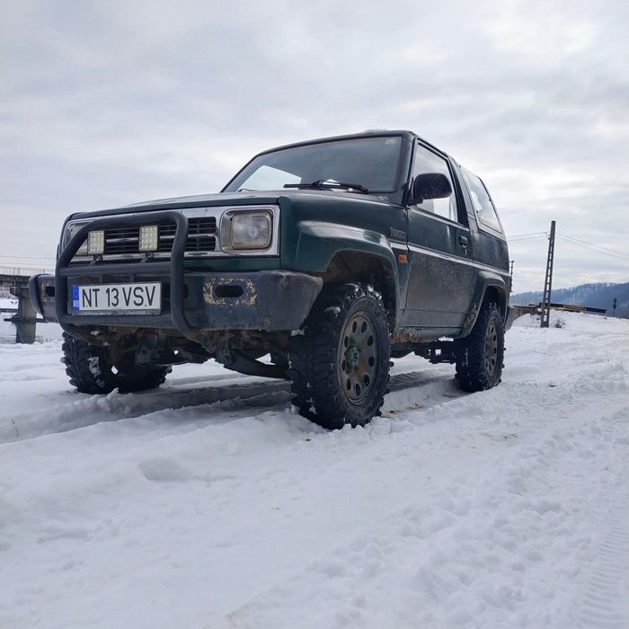 Vînd schimb Daihatsu Feroza