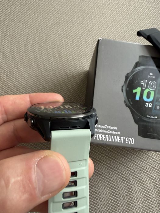 Garmin Forerunner 970 AMOLED 47mm NOU cu Garanție + inca o curea NOUĂ