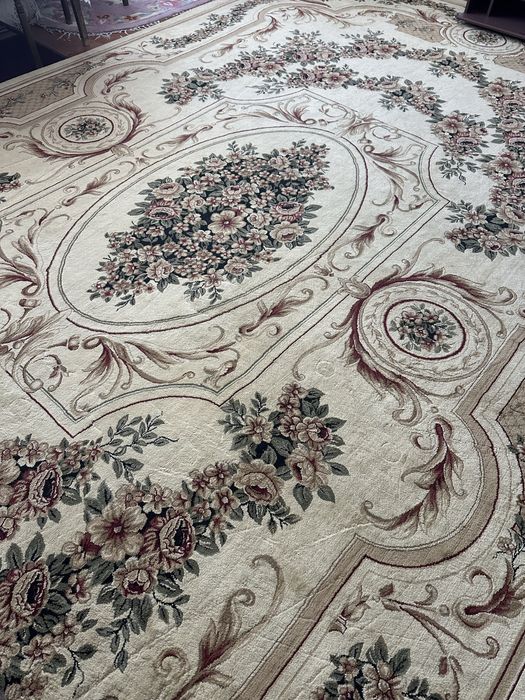 Ковер 3/5 в хорошем состоянии