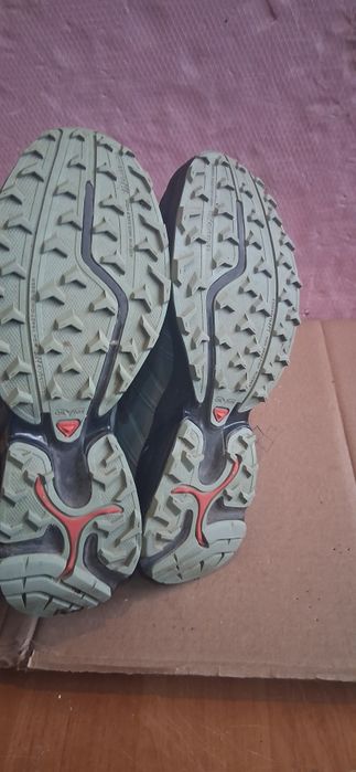 Adidași Salomon gore-tex mărimea 42⅔