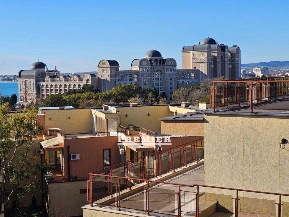 Продава се Двустаен апартамент в Свети Влас - 61 кв.м за 703 €/кв.м - Снимка #10