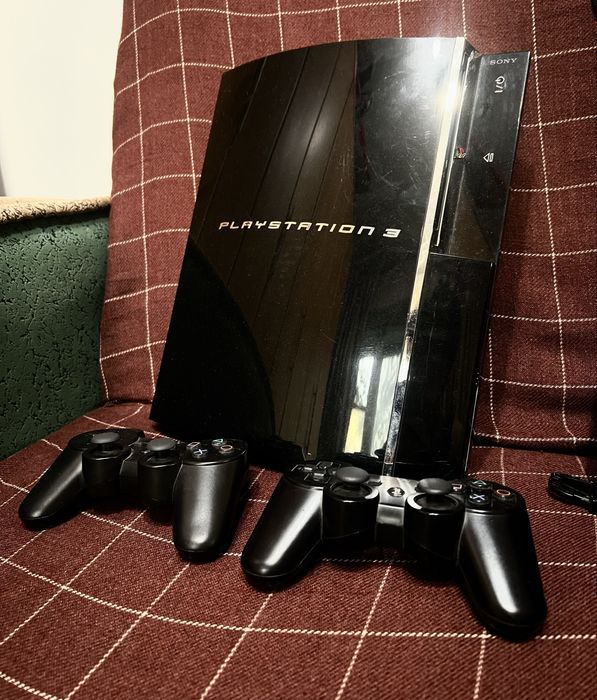 Playstation 3 с Обратной Совместимостью