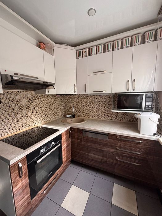 Продам 3-комнатную квартиру