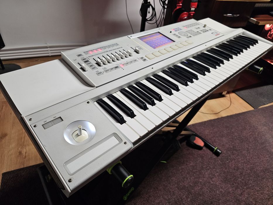 Korg M3 XPanded 320mb ram stare perfecta
