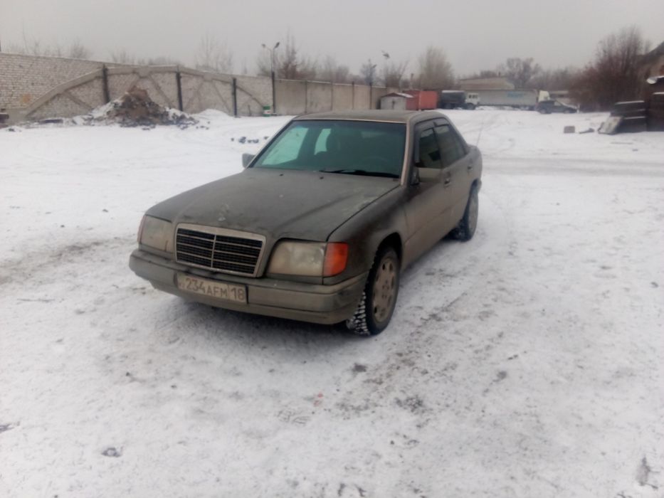 Мерседес 124 2.2