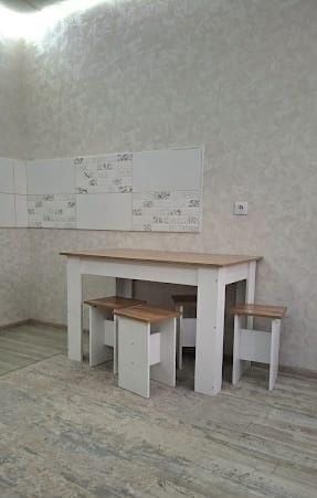 Продам стол со стульями