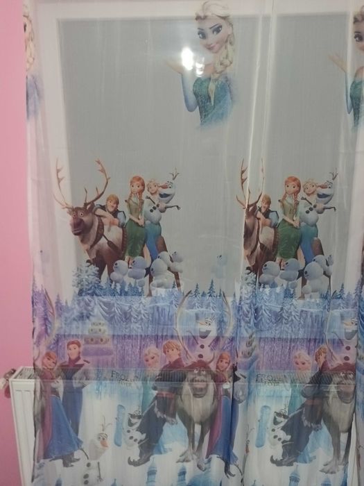 Perdele frozen regatul de gheata