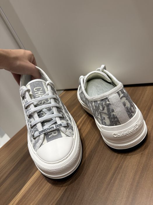 Dior sneakers