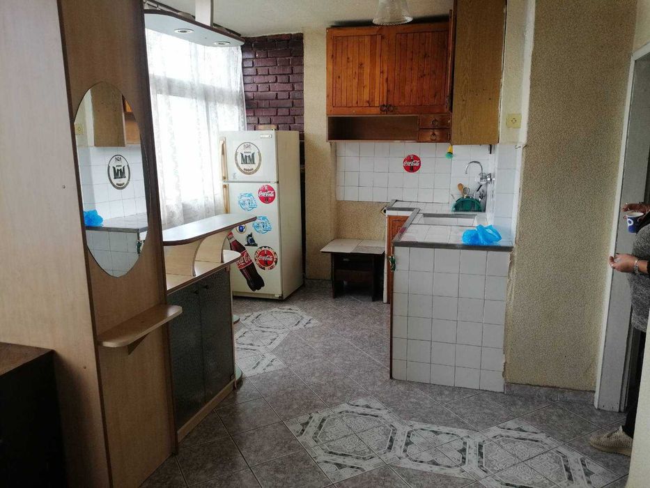 Дава се под наем Двустаен апартамент в Търговище, Център - 40 кв.м за 153 € - Снимка #1