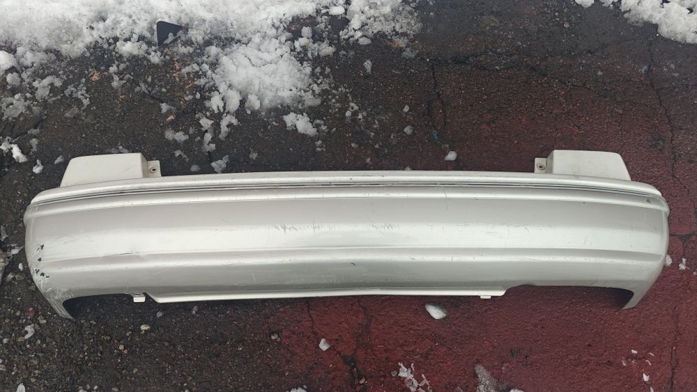 Продам задний бампер на Камри грацыя оригинал