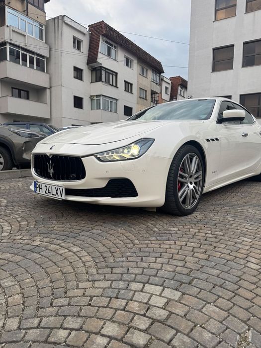 Maserati Ghibli Proprietar de 3 ani fara accident foarte întreținută