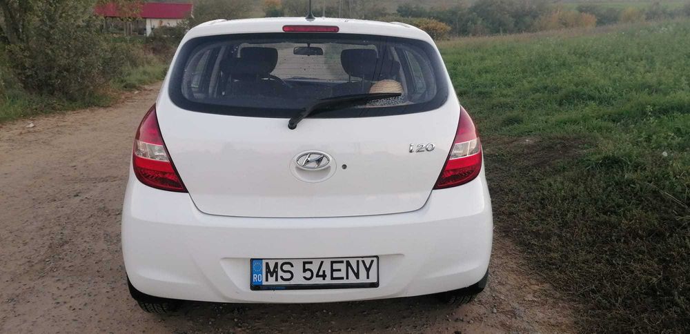 HYUNDAI i20 2011 — imagine 5