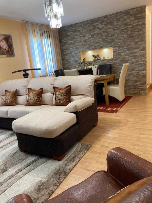 Casa moderna pe Valea Ursului la 8 km de Pitesti