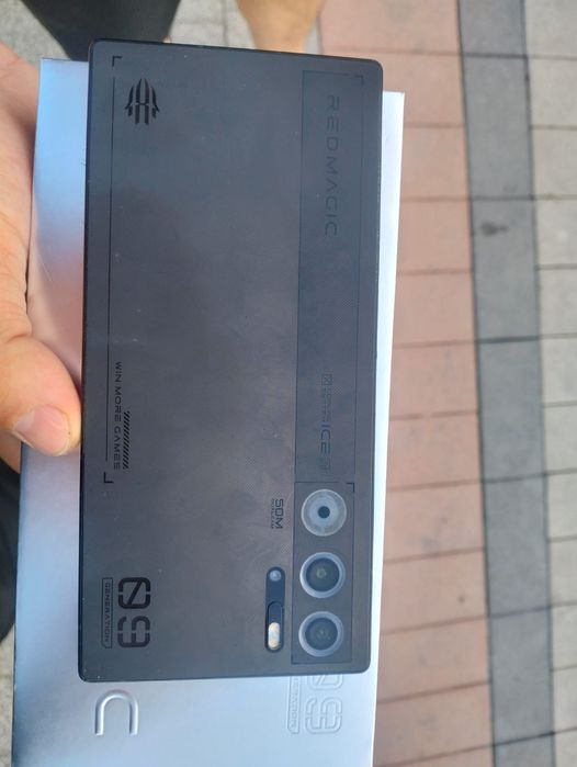 Redmagic 9 pro продам срочно