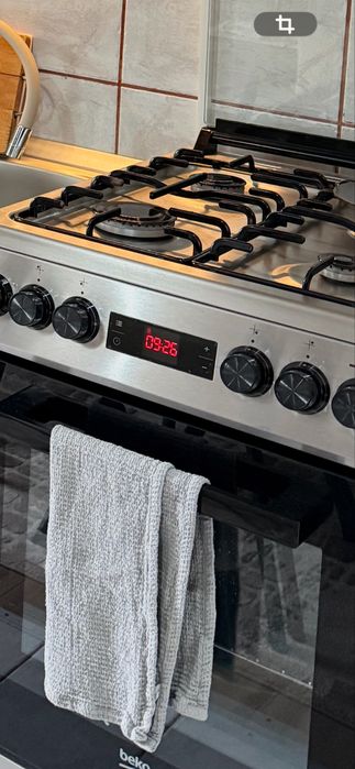 De vanzare arazgaz beko si hota electrolux