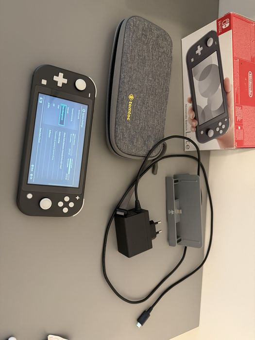 Nintendo switch lite modat