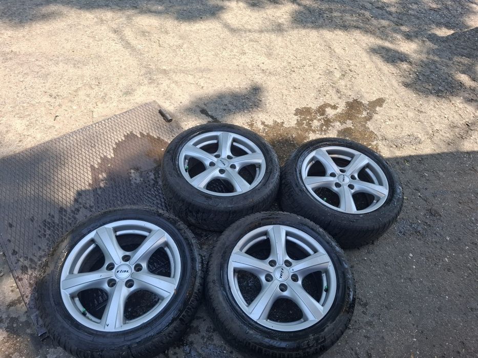 Vând Volkswagen Passat b6 2010 2.0 tdi