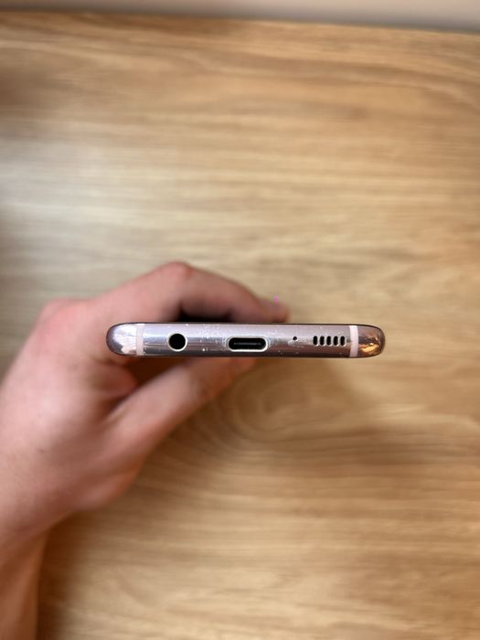 Телефон Samsung Galaxy S8 64 GB