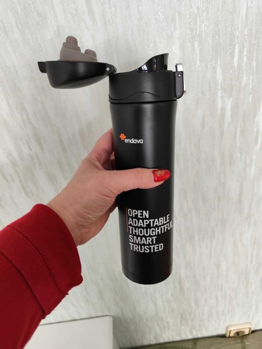 Термоси за напитки и термочаша