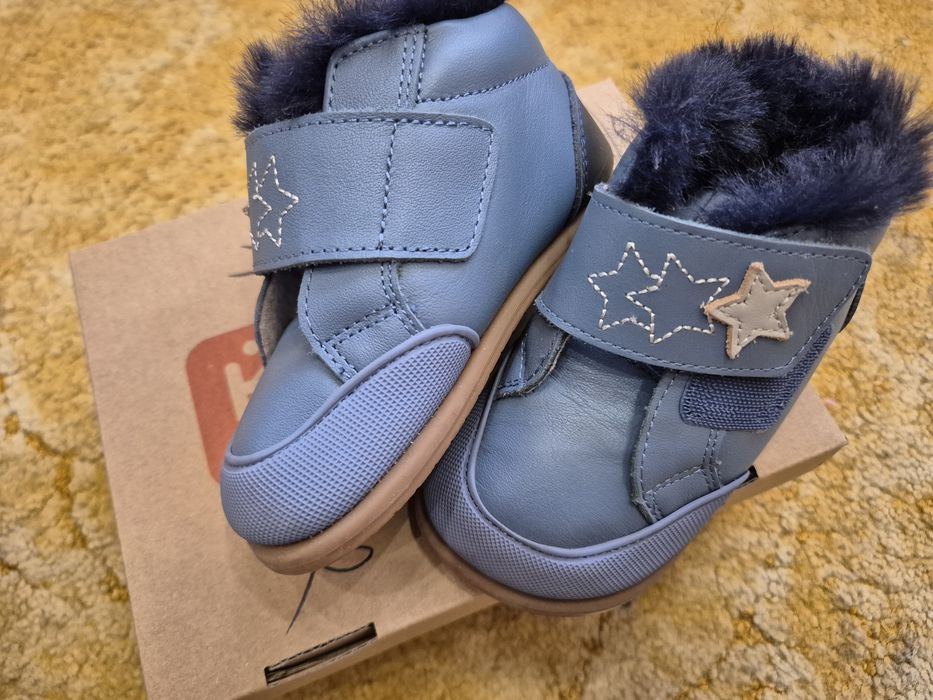 Детски обувки за прохождане