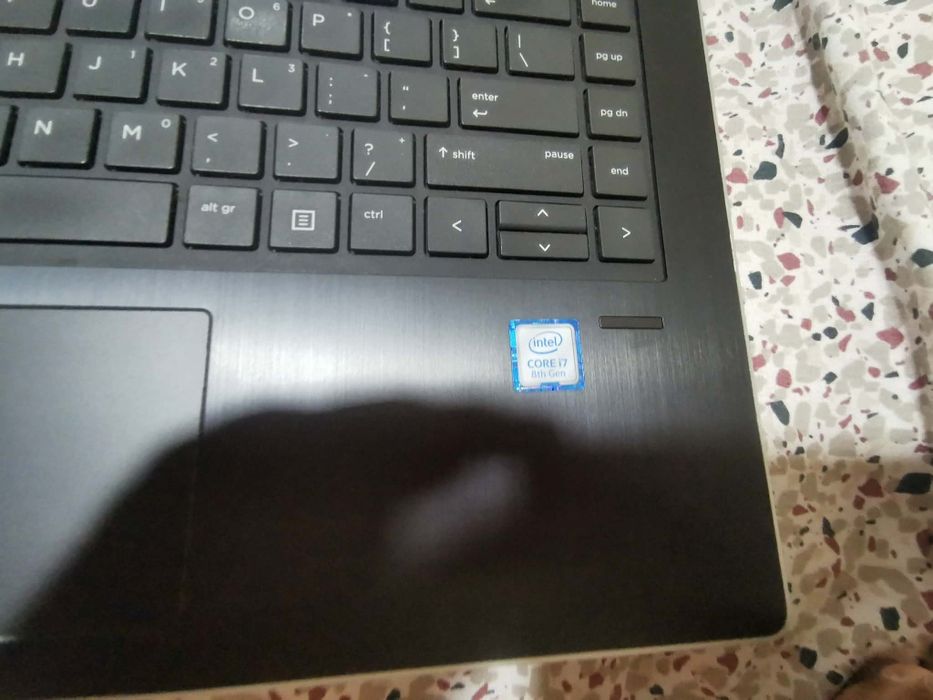 Vând HP i7 generatia 8