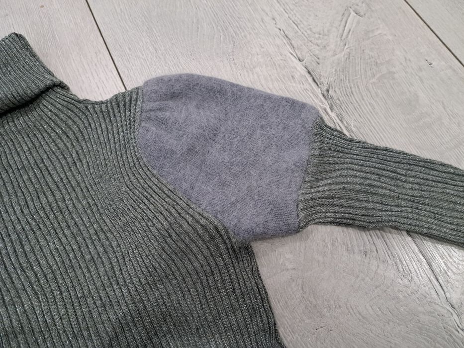 Пуловер с ефектни рамене р-р С