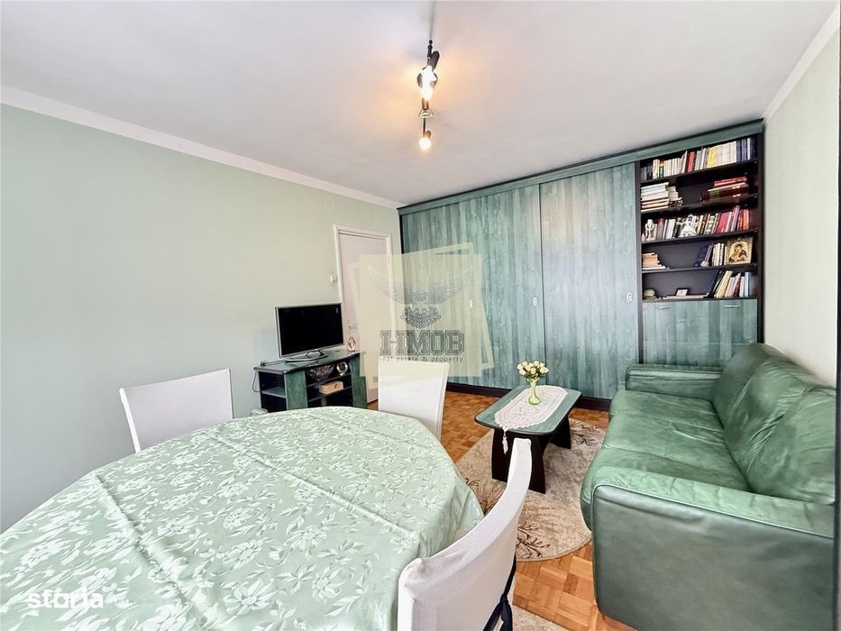 Apartament renovat 2 camere decomandat pe Mihai Viteazul