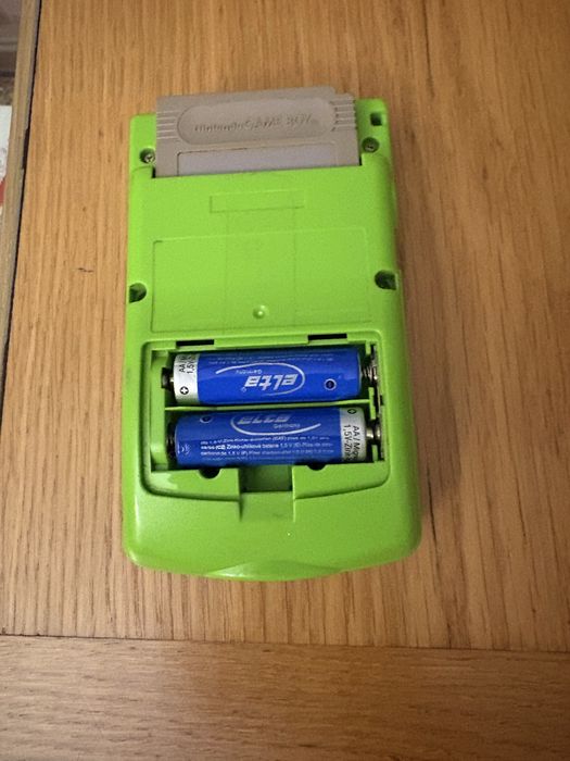 Nintendo Game Boy color green