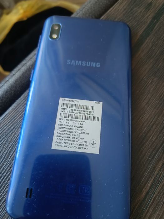 Samsung А10  A105F 32 Gb