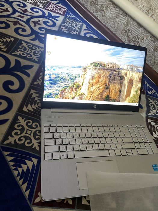 HP Core i3, 11пок память SSD 512
