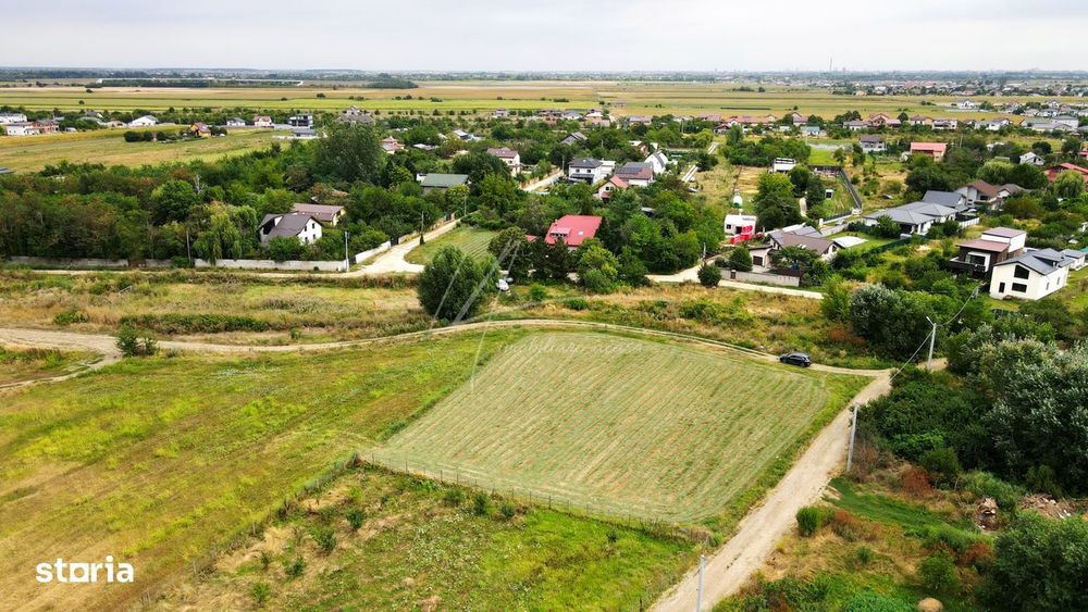 Teren intravilan la Teghes – pozitionare excelenta langa padure